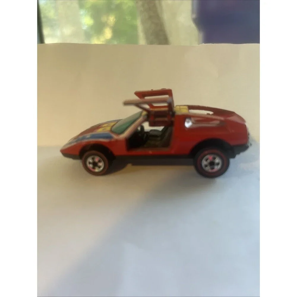 Vintage Hot Wheels Mercedes Benz C-111 Red w/ Working Gull Wing Doors - Made HK